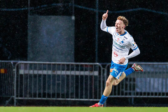 IFK Värnamos Logi Hrafn Robertsson jublar 2-0