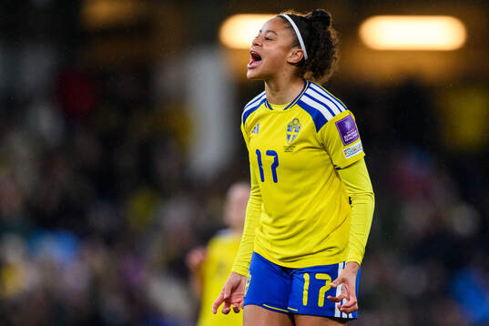 Felicia Schröder of Sweden reacts