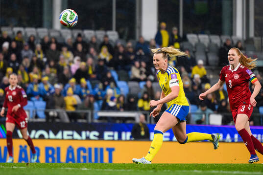 Stina Blackstenius of Sweden