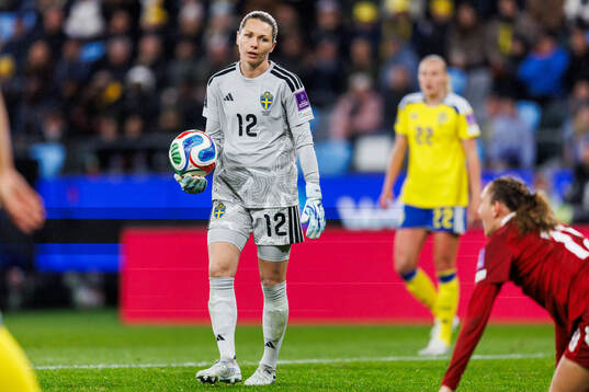 goalkeeper Jennifer Falk of Sweden