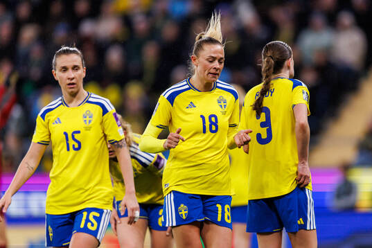 Julia Zigiotti Olme, Fridolina Rolfö and Sofia Reidy of