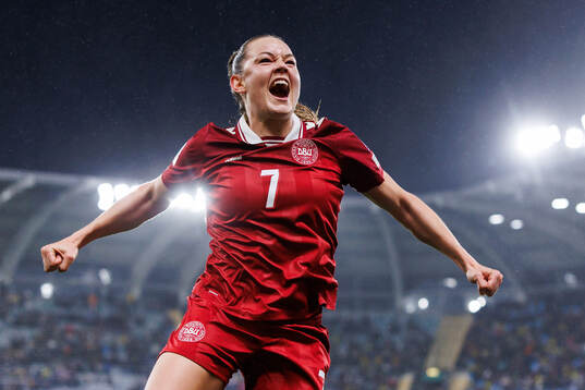 Janni Thomsen of Denmark celebrates