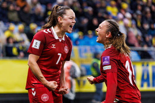 Janni Thomsen of Denmark celebrates