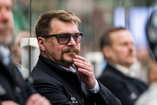 Växjös tränare Björn Hellkvist deppar
