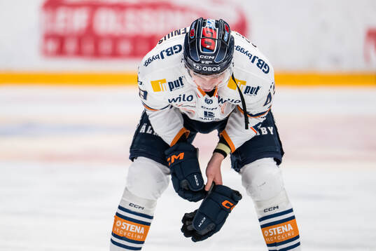 Växjös Leo Sahlin Wallenius har ont