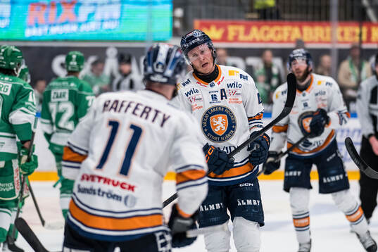Växjös Dennis Rasmussen deppar