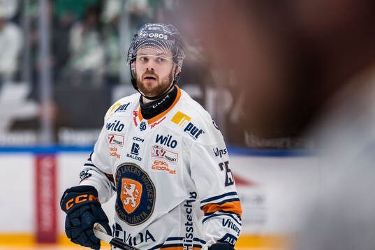 Växjös Lucas Elvenes deppar
