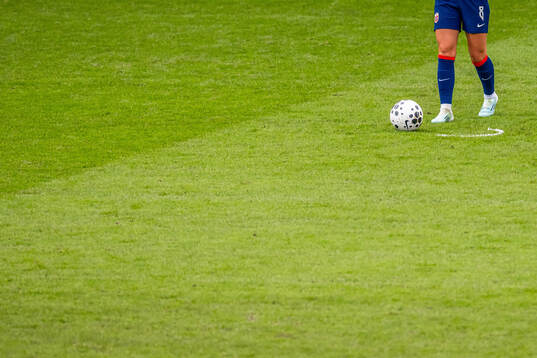 Vilde Bøe Risa of Norway with the ball