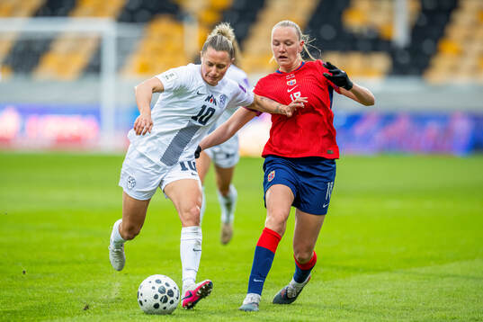 Dominika Conc of Slovenia and Frida Maanum of Norway