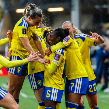 Monica Jusu Bah of Sweden celebrates with teammates