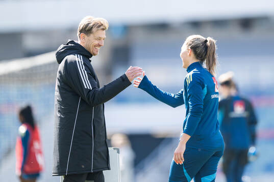 Head coach Tony Gustavsson and Johanna Rytting Kaneryd of