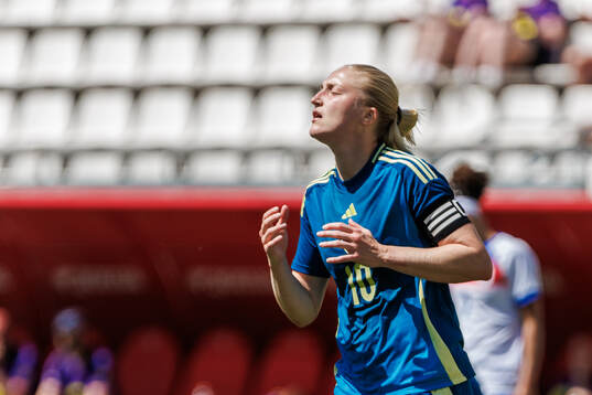 Wilma Leidhammar of Sweden looks dejected