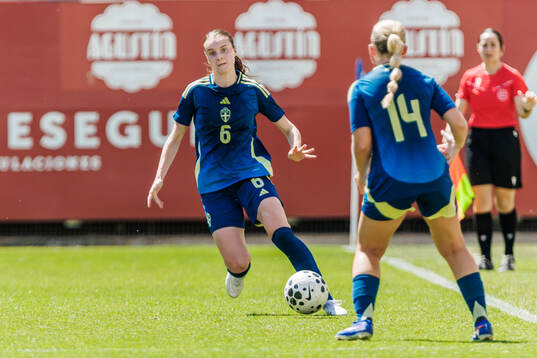 Julia Ragnarsson of Sweden