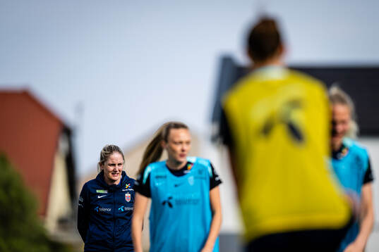Head coach Gemma Grainger of the Norwegian women’s