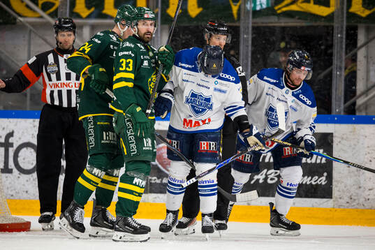 Björklövens Albin Lundin och Karlskogas Sander Vold