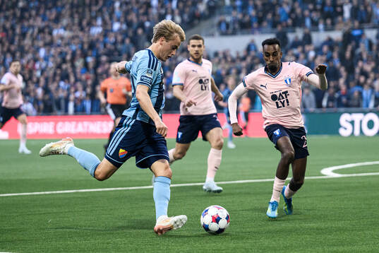 Djurgårdens Oskar Fallenius och Malmö FFs Taha Ali