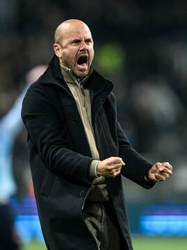Malmö FFs huvudtränare Miguel Angel Ramirez jublar