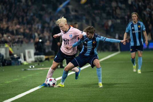 Malmö FFs Otto Rosengren och Djurgårdens Max Larsson