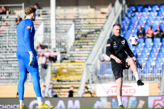Degerfors målvakt Rasmus Forsell  och tränare Tobias