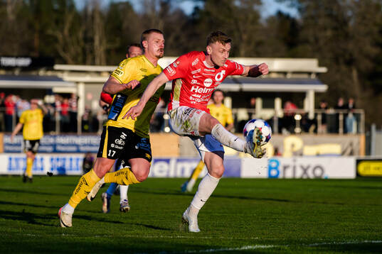 Elfsborgs Per Frick och Degerfors Sebastian Ohlsson