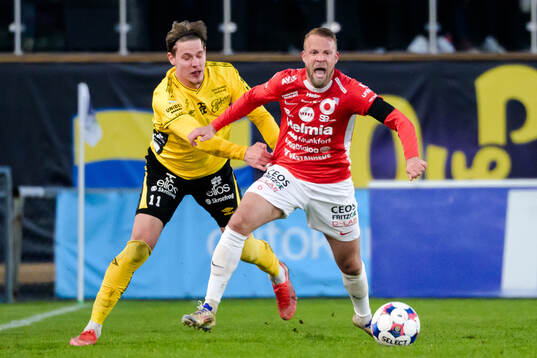 Elfsborgs Taylor Silverholt och Degerfors Daniel Sundgren