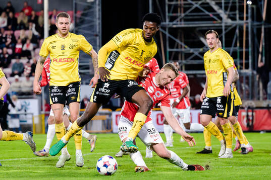 Elfsborgs Rufai Mohammed och Degerfors Ludvig Fritzson