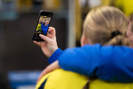 Players of Sweden celebrates