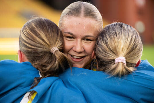 Alice Broman of Sweden celebrates