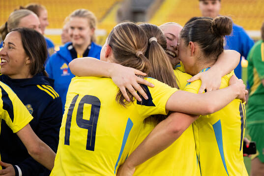 Players of Sweden celebrates