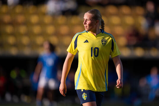Nova Selin of Sweden