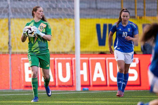 Goalkeeper Hanna Karlsson of Sweden