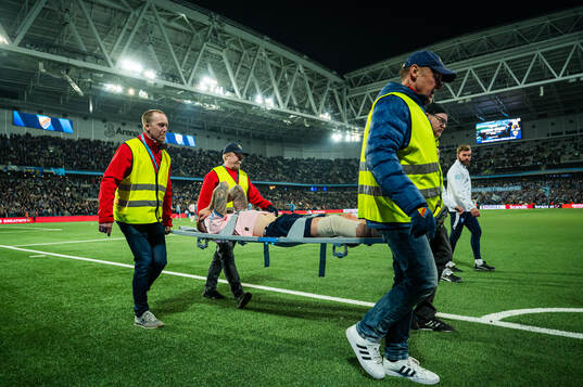 Malmö FFs Pontus Jansson har ont