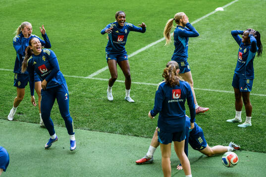 Rosa Kafaji, Evelyn Ijeh, Rebecka Blomqvist and Monica Jusu