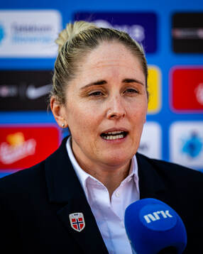 Head coach Gemma Grainger of Norway