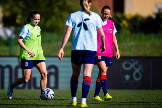 Guro Reiten of Norway warms up