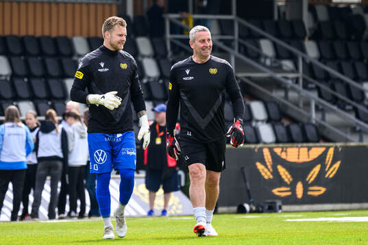 Mjällbys målvakt Robin Wallinder och målvaktstränare