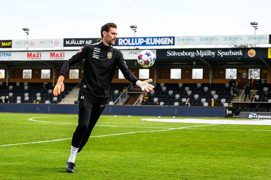Brommapojkarnas målvaktstränare Andreas Isaksson