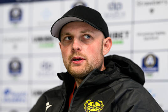 Mjällbys assisterande tränare Fredrik Landén