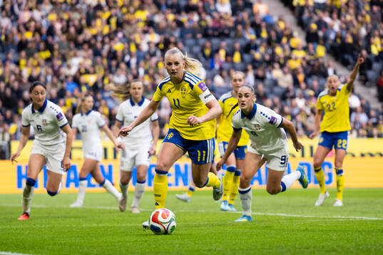 Stina Blackstenius of Sweden
