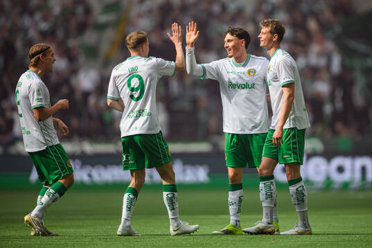 Hammarbys Noah Persson jublar