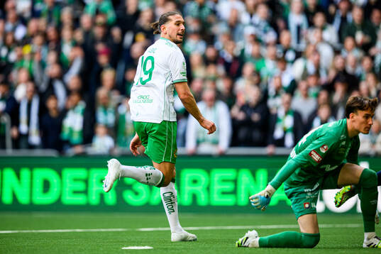 Hammarbys Nikola Vasic jublar