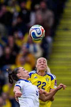 Nina Matejic of Serbia and Elma Junttila Nelhage of Sweden
