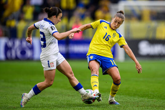 Ana Scepanovic of Serbia and Filippa Angeldahl of Sweden