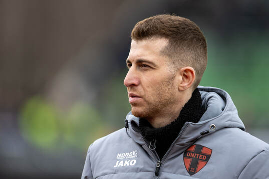 Nordic United FCs tränare Steven Younan