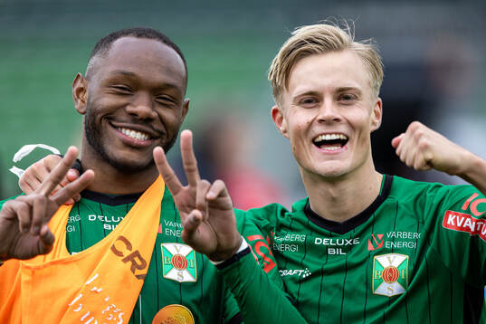 Varbergs Shanyder Borgelin och Edvin Tellgren jublar