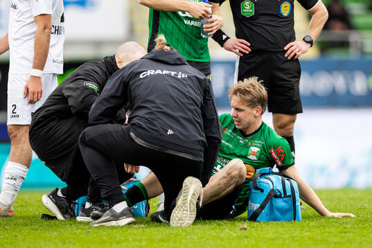 Varbergs Axel Vidjeskog har ont