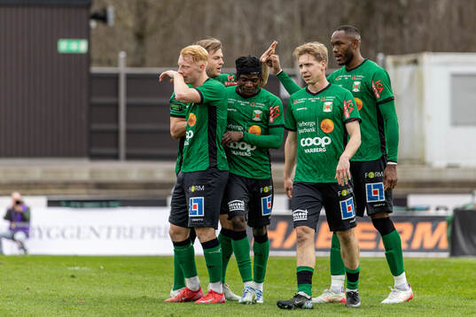 Varbergs spelare jublar