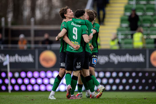 Varbergs spelare jublar