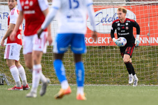 Sandvikens IFs målvakt Hannes Sveijer