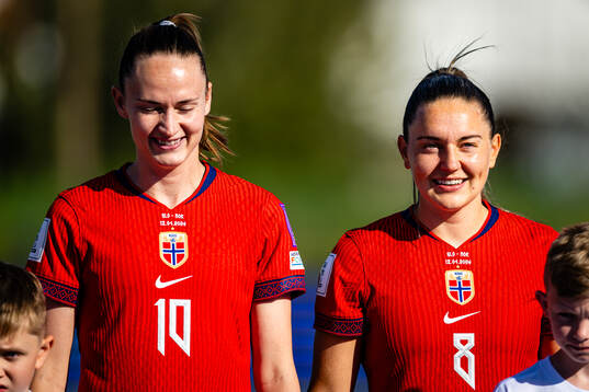 Caroline Graham Hansen and Vilde Bøe Risa of Norway